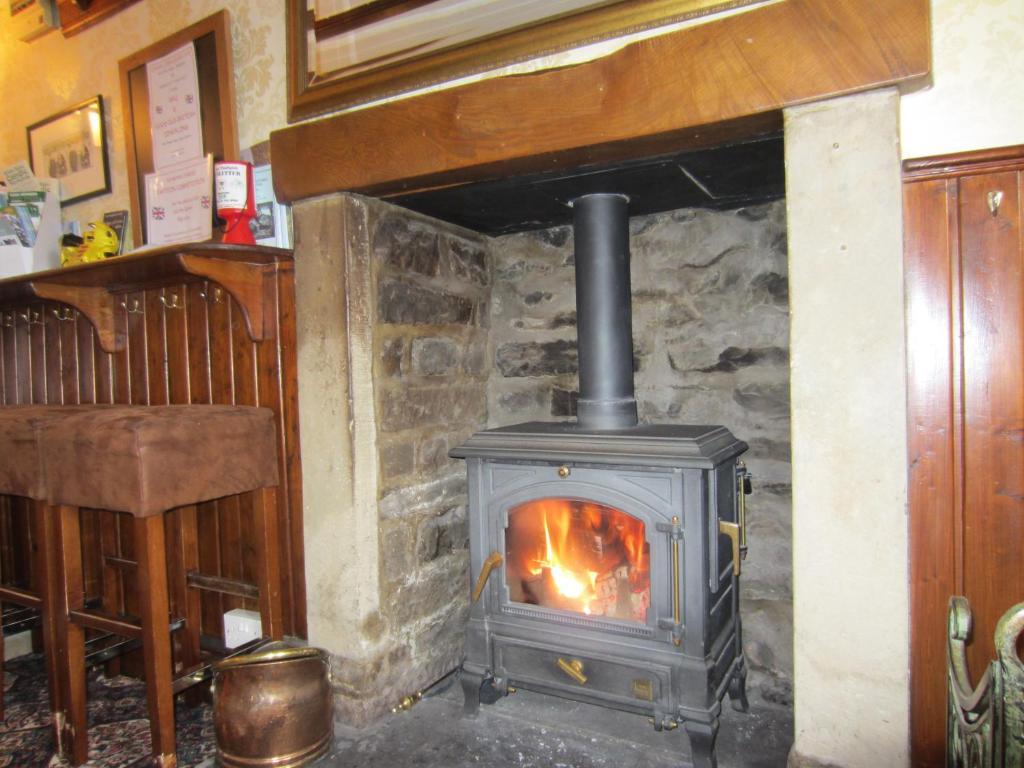 Bolton Arms Hotel Redmire Eksteriør billede